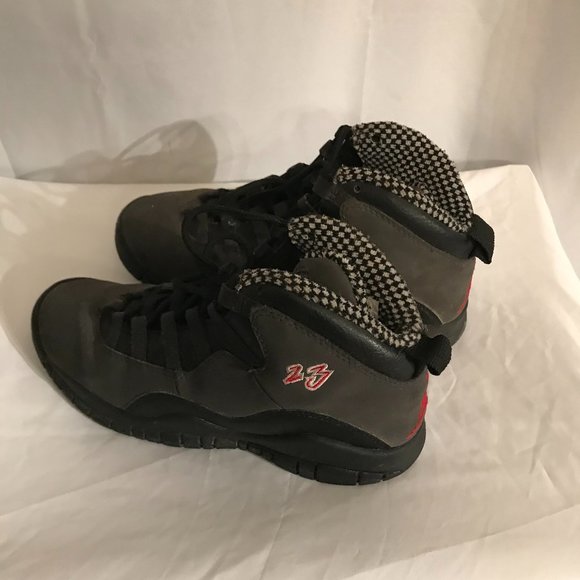 Jordan Youth Size 4T From The Air Jordan Collection Athletic Sport Sneakers - Picture 4 of 8